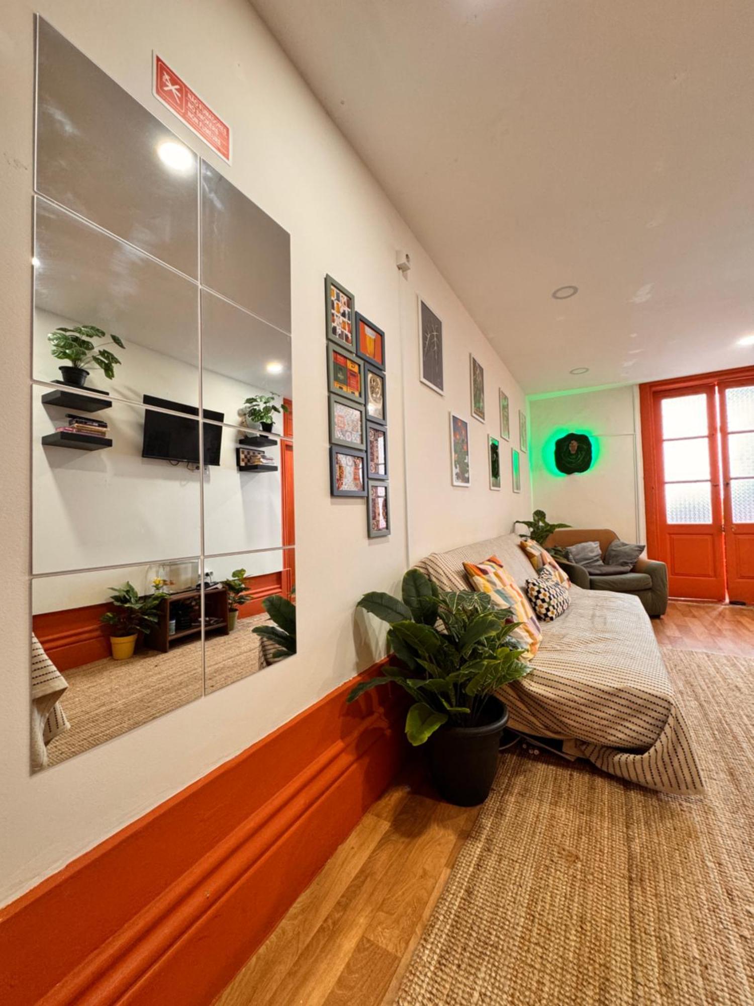 Samba Guesthouse Porto Bagian luar foto
