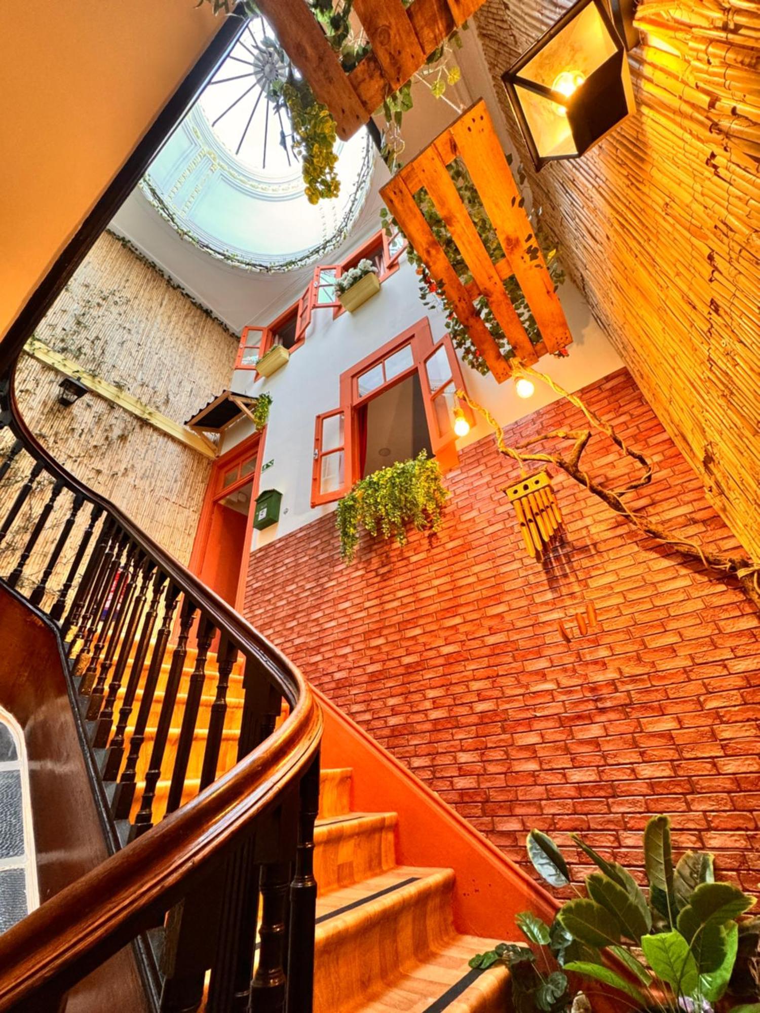 Samba Guesthouse Porto Bagian luar foto