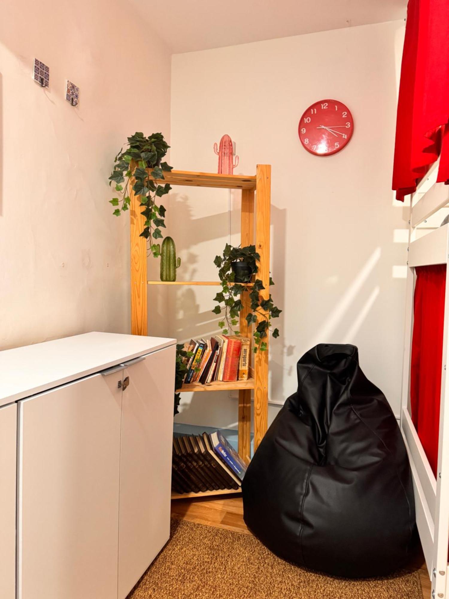 Samba Guesthouse Porto Bagian luar foto