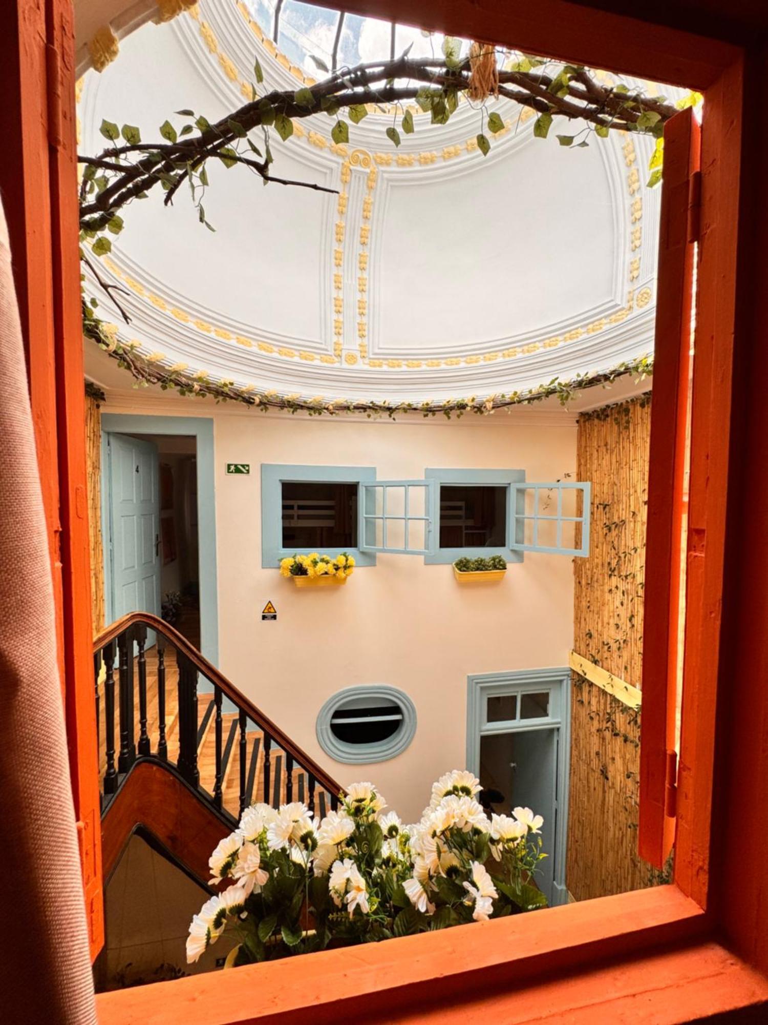 Samba Guesthouse Porto Bagian luar foto